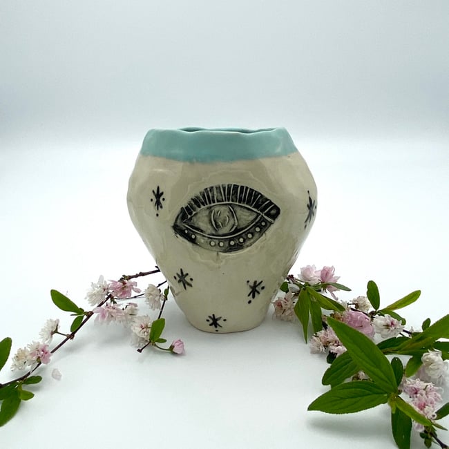 Eye Bud Vase 