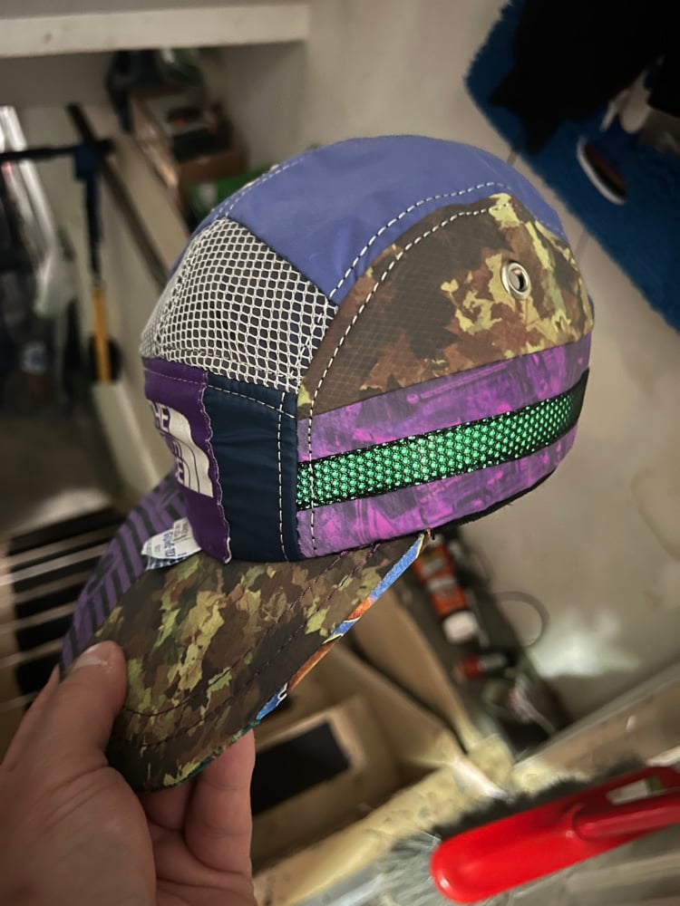 Purple Tape 2 Camo Reflect Glow 5-Panel Upcycle