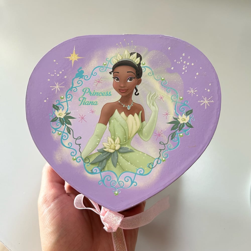 Image of BOITE A BIJOUX MUSICALE DISNEY TIANA