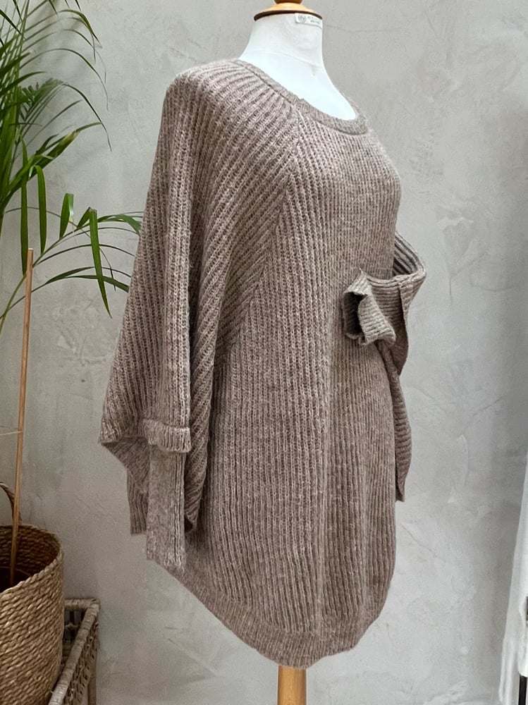 Image of Poncho "Chauve Souris" maille taupe col rond T.U.