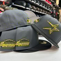 Image 2 of New Era 59Fifty Graphite / Black/ Ombré Gold