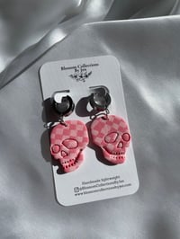 Image 2 of Checkered pink skulls