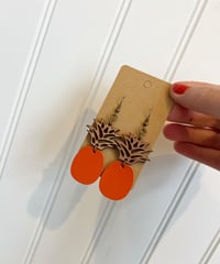 Image 4 of Wooden-topped pineapples