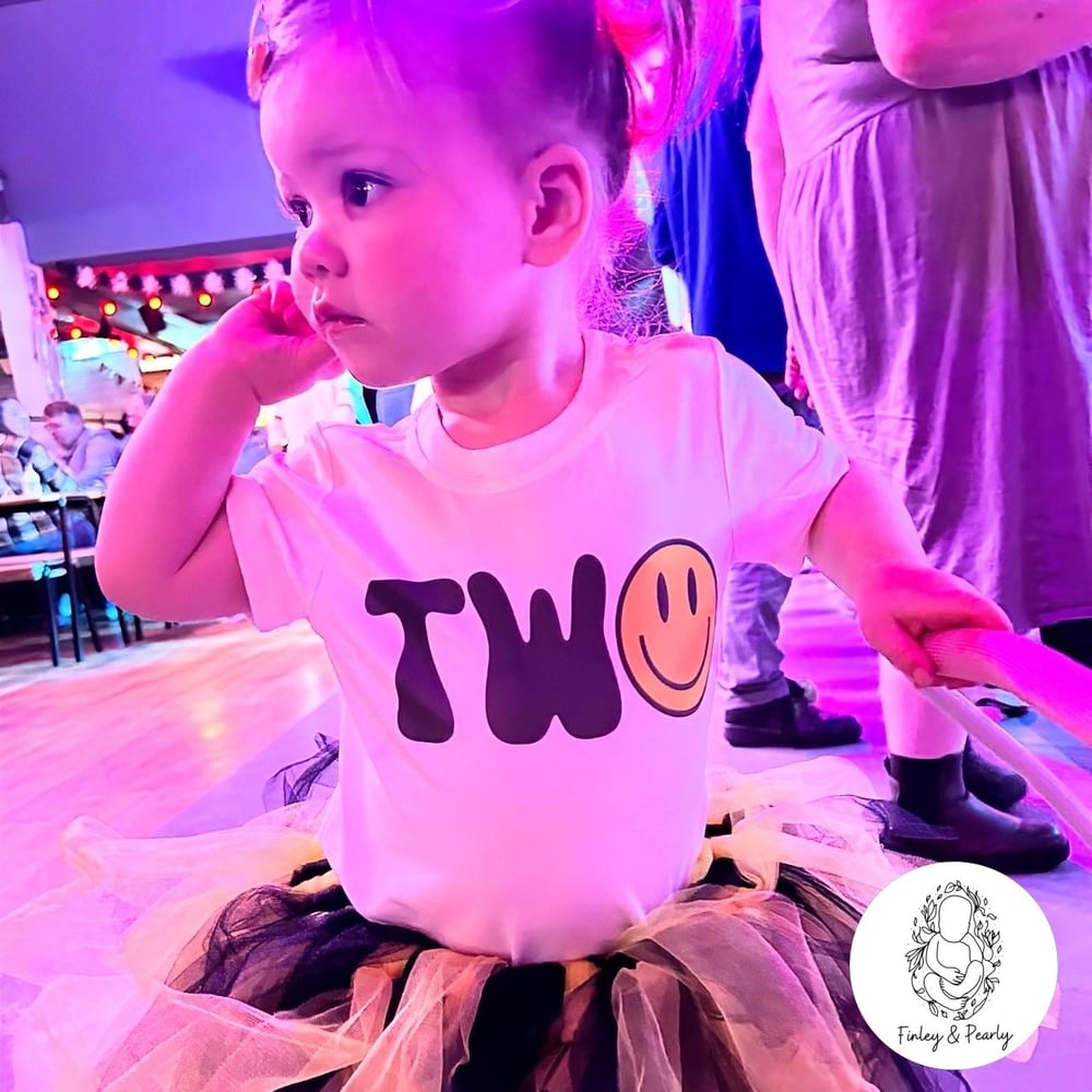 T-SHIRT: Smiley Two