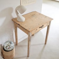 Image 2 of Petite Table/ Bureau D'appoint