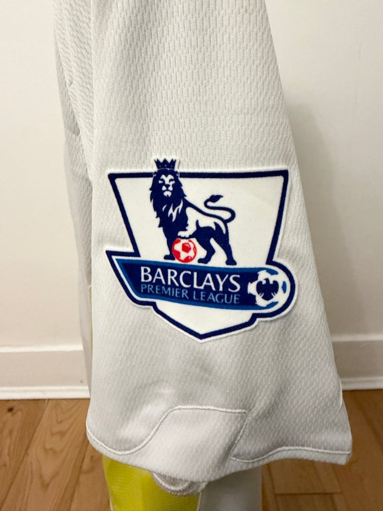Image of Tottenham Hotspur “MODRIĆ 14” 2009/10 Home Shirt + PL patches  (L)