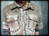 Image 14 of THORN I Button Up (Large) 