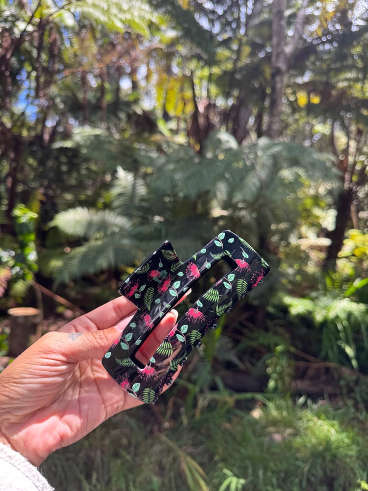Image of FROM THE LAVA Ohia Fern Bombucha Claw Clip • Buddah Mochi collab