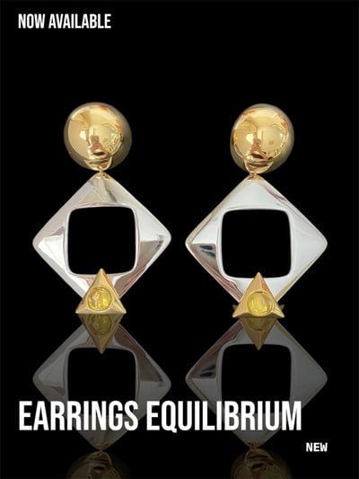 Image of Equilibrium earrings 