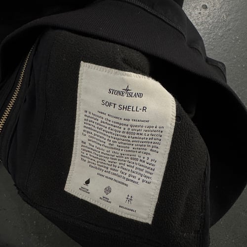 Image of AW 2017 Stone Island Soft Shell R jacket, size medium