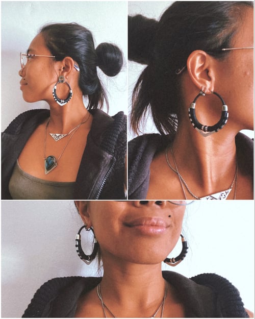 Image of Dali hoop earrings 