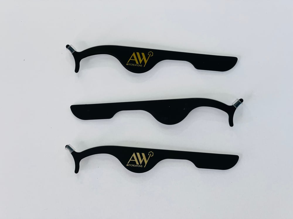 Image of AVY Eyelash Tweezers