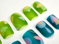 Image 5 of Memphis Press-On Nails Size Large 