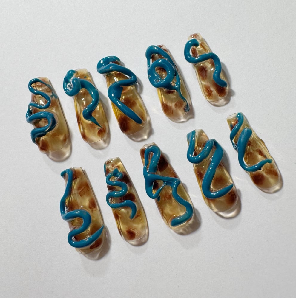 Image of tortoise shell set