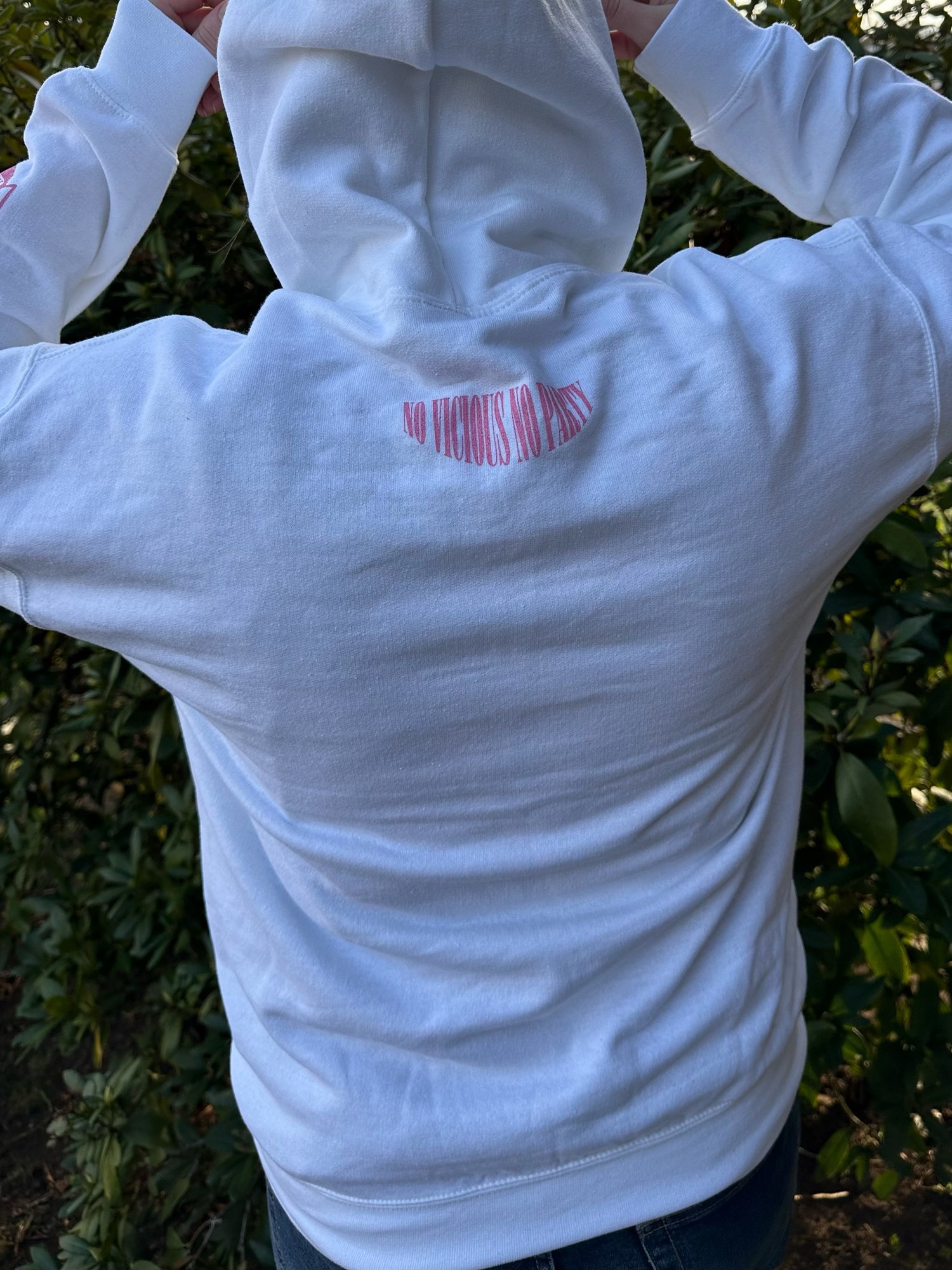 Image of WHITE HOODIE - NO VICIOUS NO PARTY 💖