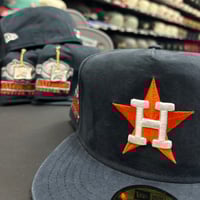 Image 2 of New Era 59Fifty Navy 2X Champions Hanging Flag