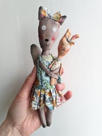 Image 2 of An unusual friendship 