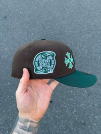 Image 2 of BROCCOLI BROWN NEW YORK YANKEES CUSTOM FITTED CAP