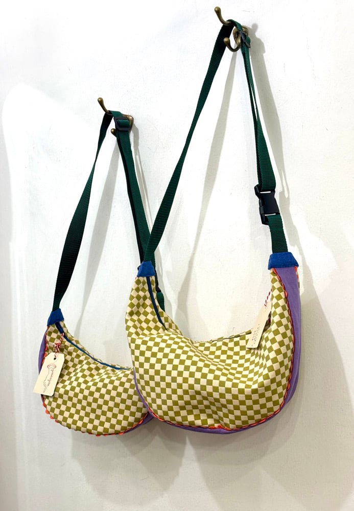 Image of Banana Bag Spring 5