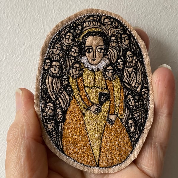 Image of Regal woman in gold - embroidery brooch 