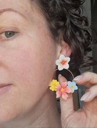 Image 4 of Églantine