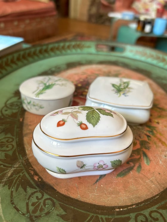 Image of Boîtes en porcelaine 
