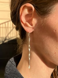 Image 4 of Ohrringe Dancing Twigs