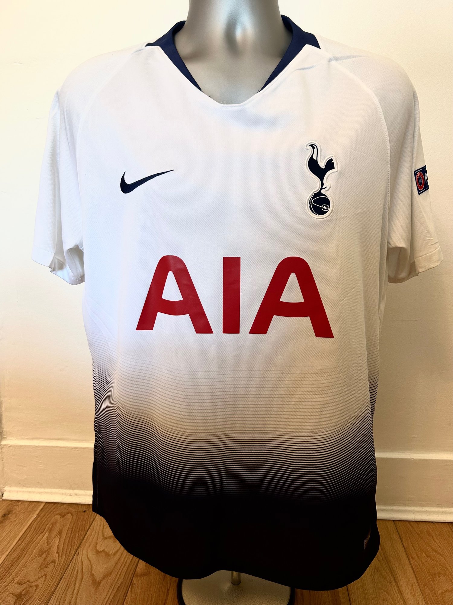 Image of Tottenham Hotspur “VERTONGHEN 5” 2018/19 Home Shirt + UCL patches (L)