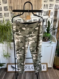 Image 1 of camo crop band tights 