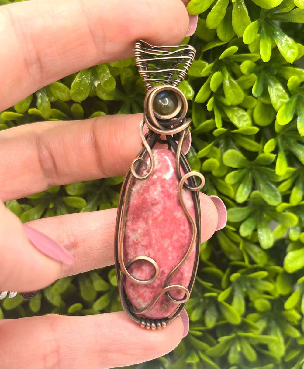 Image of Wire Wrapped Thulite & Labradorite Pendant Necklace 