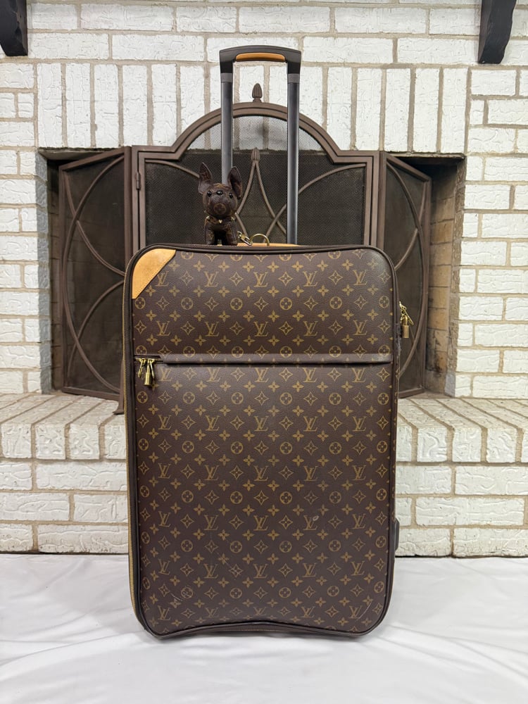 Image of Louis Vuitton 2006 'Pegase 65' Roller Suitcase