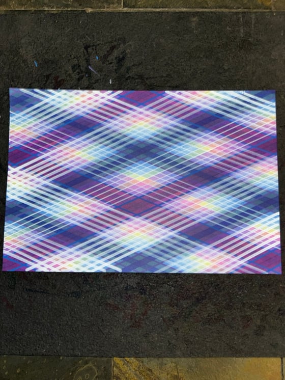 Image of Symmetrical Intersecting Ribbons of Light