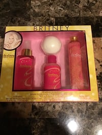 Fantasy by Britney Spears Gift Set