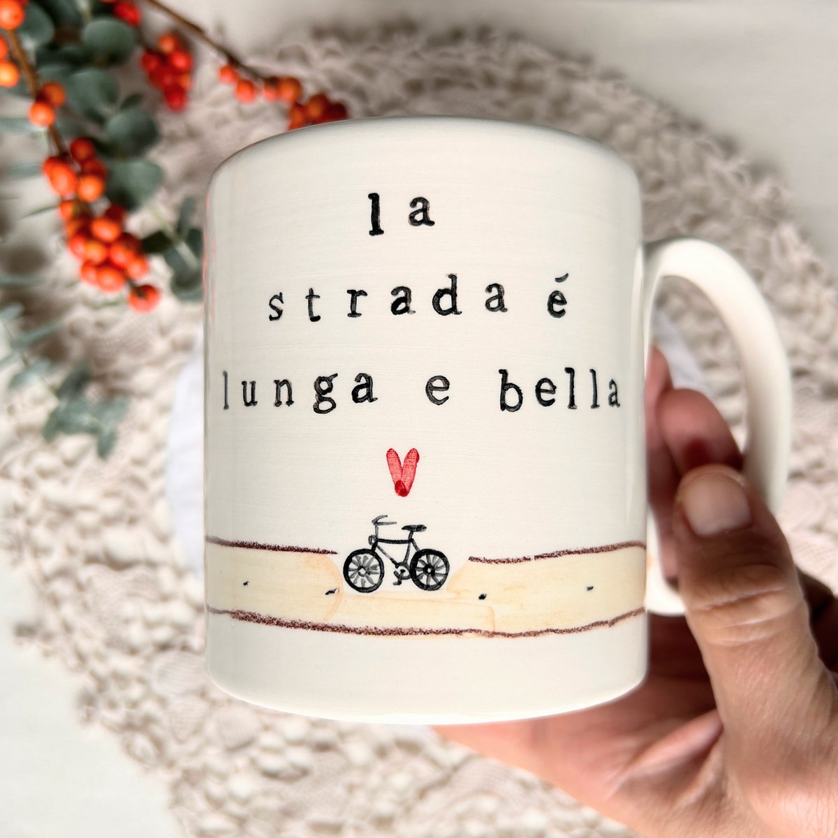 TAZZA MUG - LA STRADA È LUNGA E BELLA