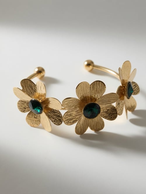 Image of Tres Flores cuff (emerald stone)