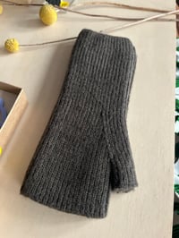 Image 1 of MITAINES TRICOT