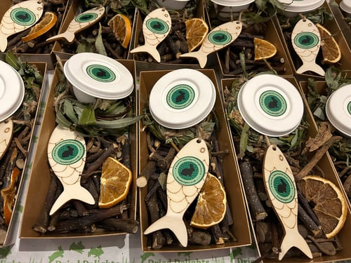 Image of Fish and chips, onion ring and mushy peas (FAKEAWAY RANGE)