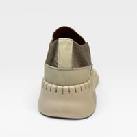 Image 5 of JULIE EGGNOG/GOLD