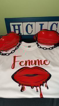 Image 2 of Lip Clutch Purse