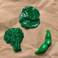 Image 1 of Greens Girl Magnet Set