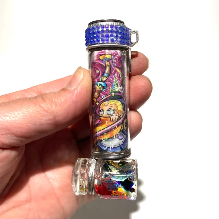 Curious Alice Image 4