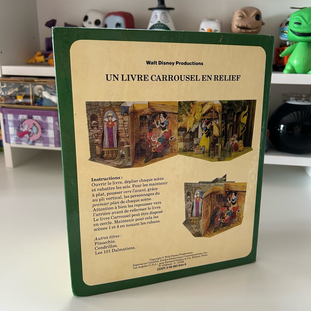 Image of LIVRE CARROUSEL DISNEY BLANCE NEIGE