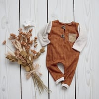 Image 1 of Newborn boys romper Federico | rusty and beige