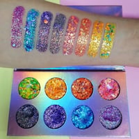 “I’m Outside” Fun Glitter Eyeshadow Palette 