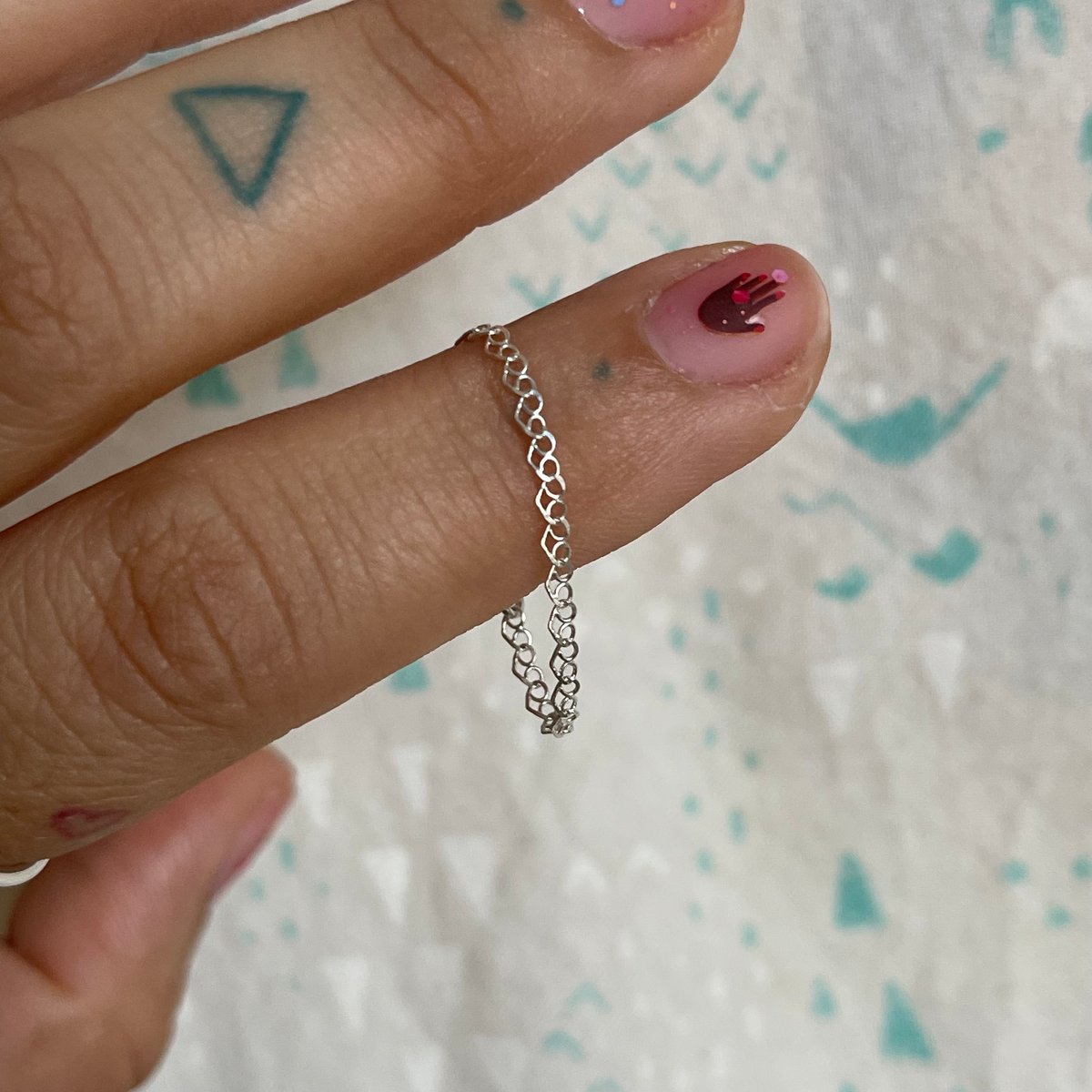 Image of plain heart chain ring