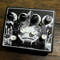 Drone Box Noise Instrument