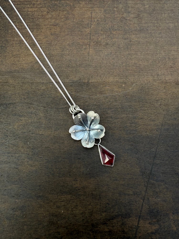 Image of Sakura Kite-Shaped Rhodolite Necklace