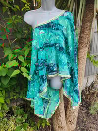 Image 3 of Poncho Woodstock Top -free size green