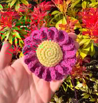 Image 4 of Flower Car Vent Clip