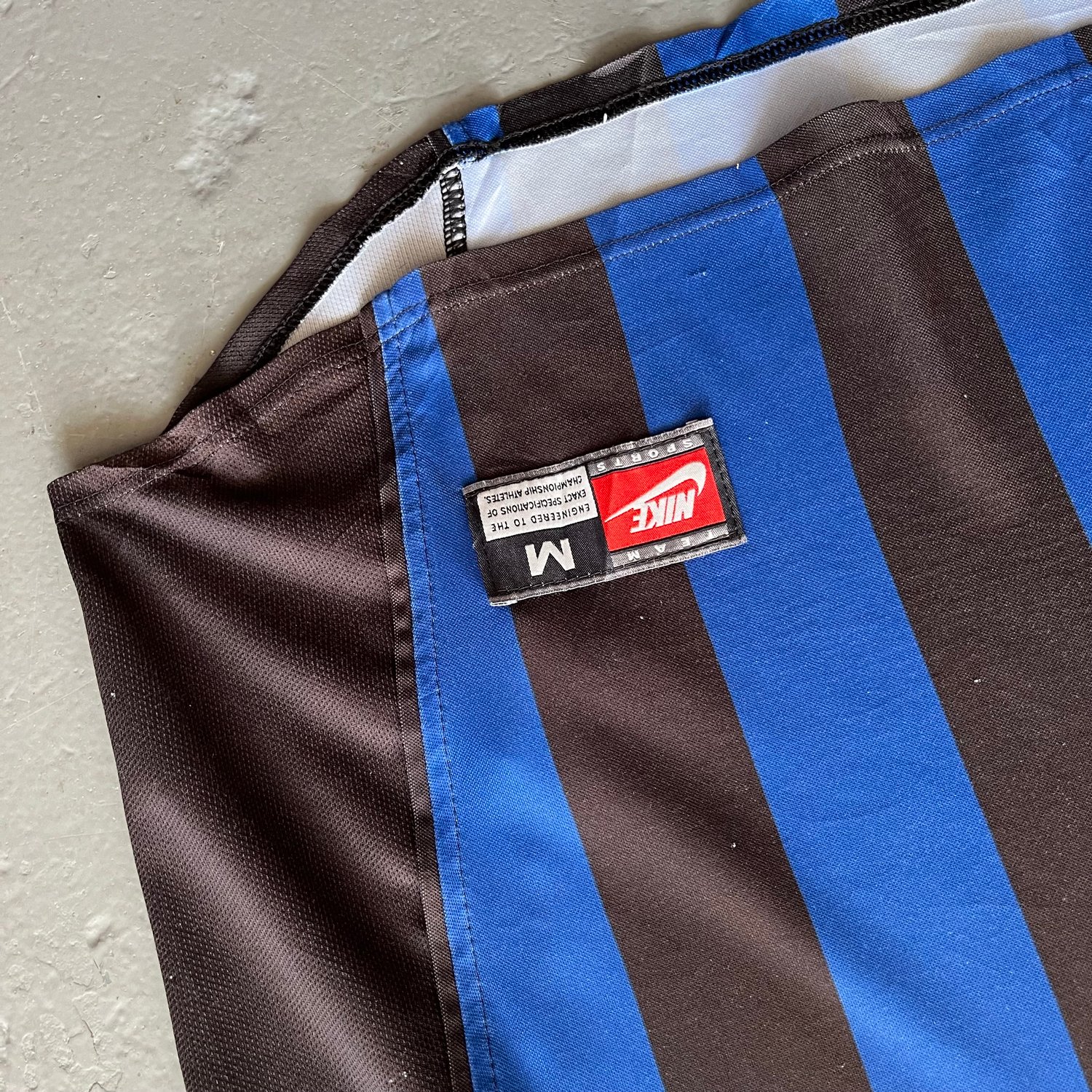 Image of 98/99 Inter Milan home shirt size medium 